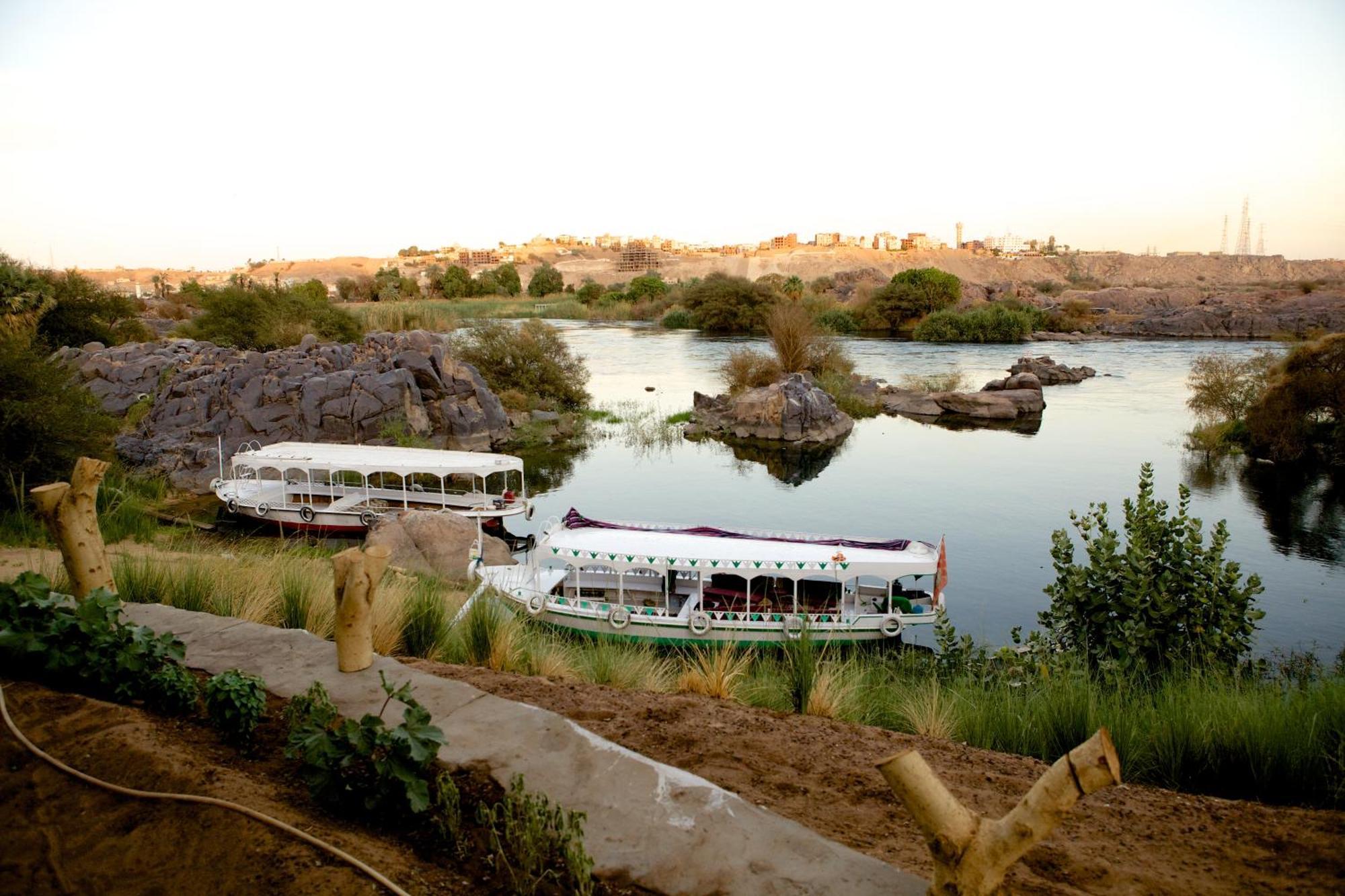 Hadouta Masreya Nubian Guest House Aswan Exterior photo